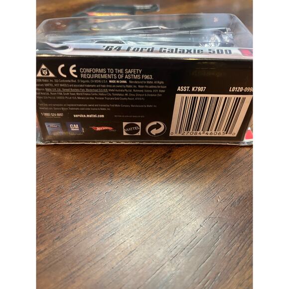 Hot Wheels c.2006 Custom Classics 64 Ford Galaxie 500 Black-NIB - Picture 4 of 4